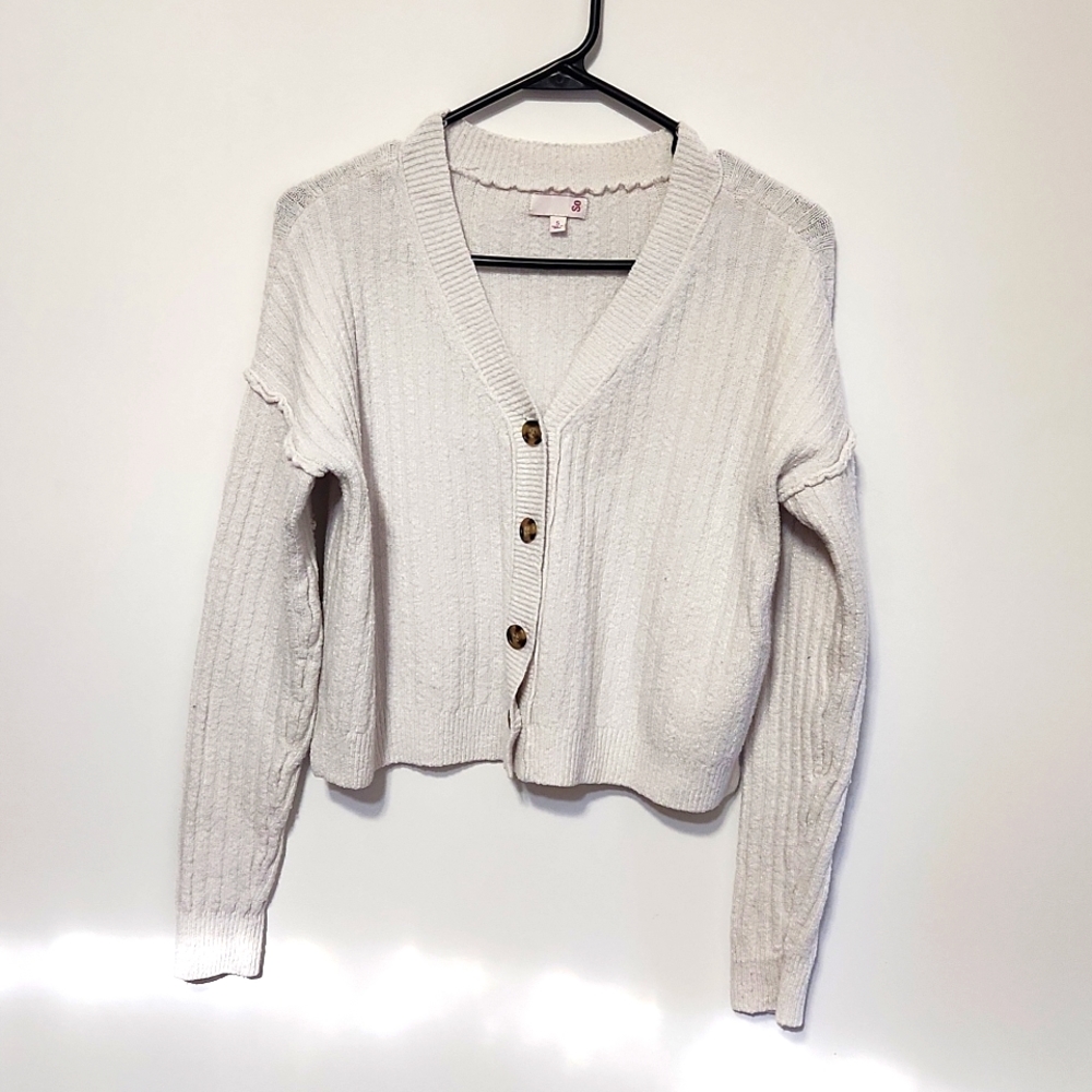 Small Knit button-up cartigan sweater